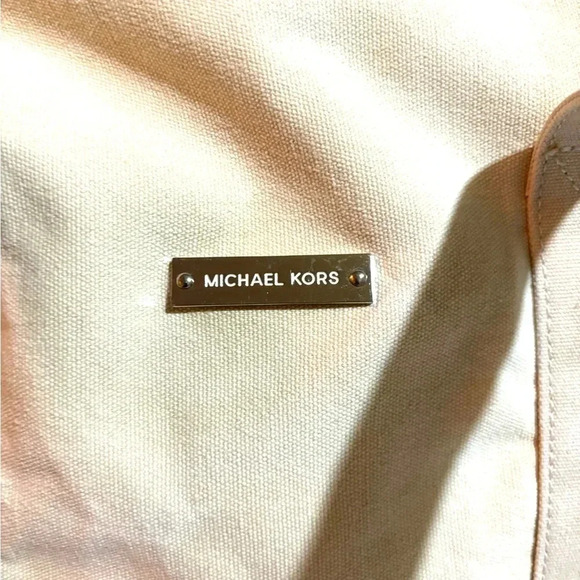 Michael kors beige canvas satchel handbag - Picture 5 of 13